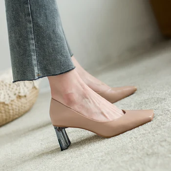

2020 spring and autumn new simple leather shallow mouth small shoes fashion wild high-heeled shoes X083