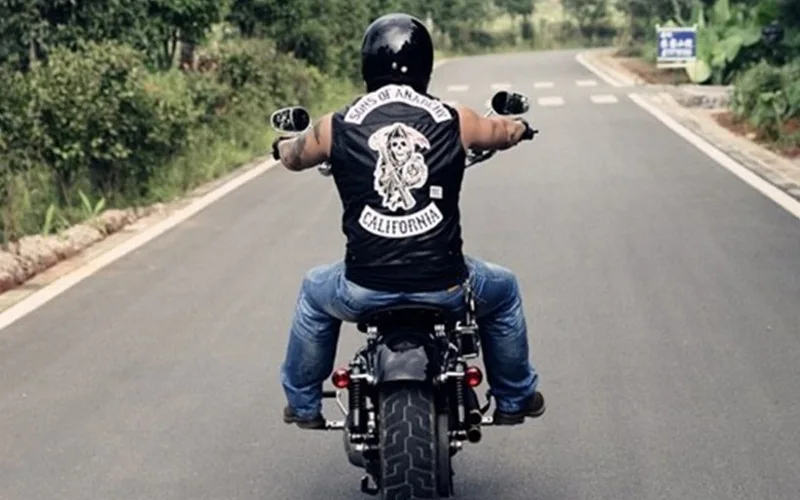 New Fashion Pu Leather Rock Punk Vest Men Cosplay Costume Black Color Motorcycle Biker Sleeveless Jacket Coat Clothing
