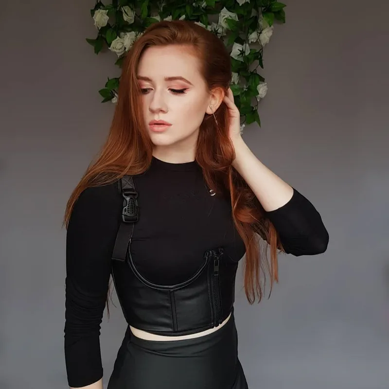 Darlingaga Streetwear Punk PU Leather Crop Top Women Buckle Zipper Gothic Tank Top Suspenders Strap Summer Tops Camisole Clothes