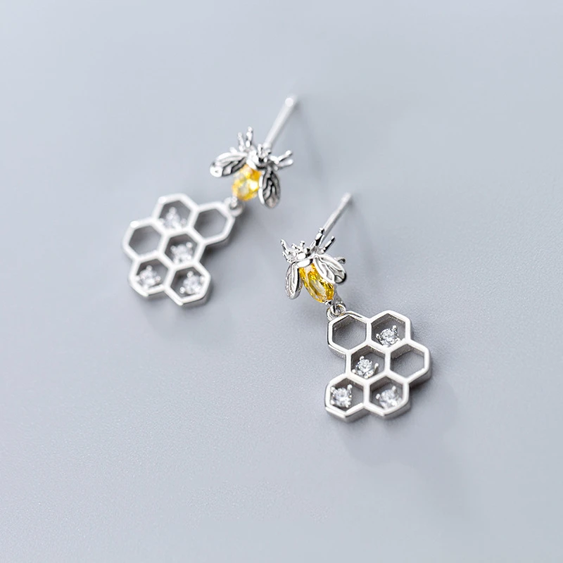 

100% Real 925 Sterling Silver Insect Bees in Honeycomb Hexagon Stud Piercing Earrings For Women Fine Silver 925 Jewelry Gift