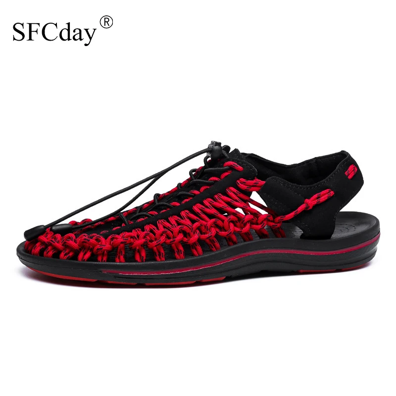 Новинка года; брендовая тканевая пляжная обувь летние сандалии для мужчин; модные дизайнерские мужские сандалии; качественная удобная повседневная обувь