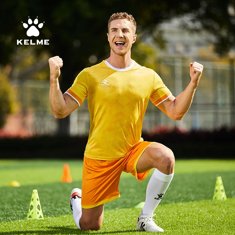 Men Soccer Jerseys Kid Football Uniforms Tracksuit Sportswear Customize Football Team Shirt Shorts Soccer Suit 8151ZB1001 football uniform sports uniform sets