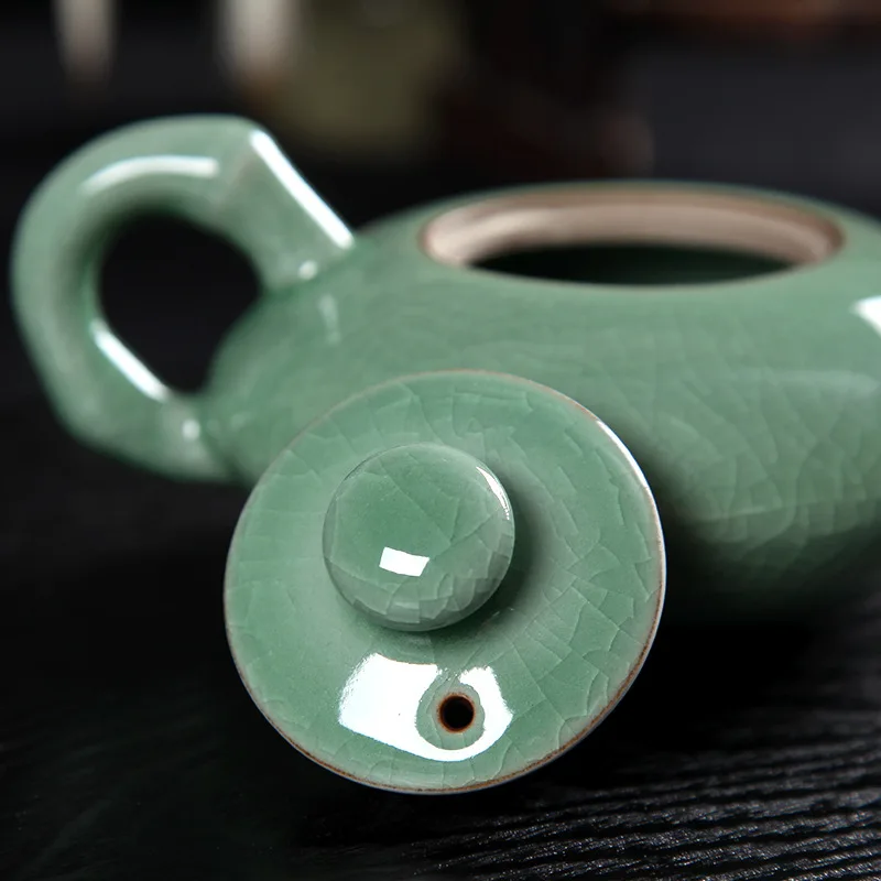 SOURCE Manufacturers Longquan Celadon Geware Kung Fu Tea Set Sail Tea Pot Creative Handmade Ceramic Teapot Tea Set