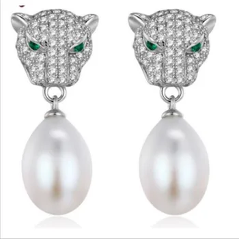 

charming 11-12mm south sea baroque white pearl earring