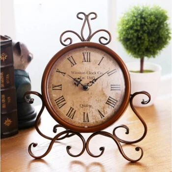 

Continental Retro Rural Iron Art Clock Desktop Table Clock Creative Living Room Clock Sitting Clock Exquisite Workmanship