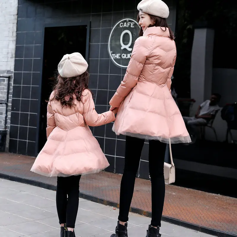 Одежда «Мама и я» зимняя куртка корейский пуховик с сетчатым подолом для родителей и детей Одежда для мамы и дочки женские парки