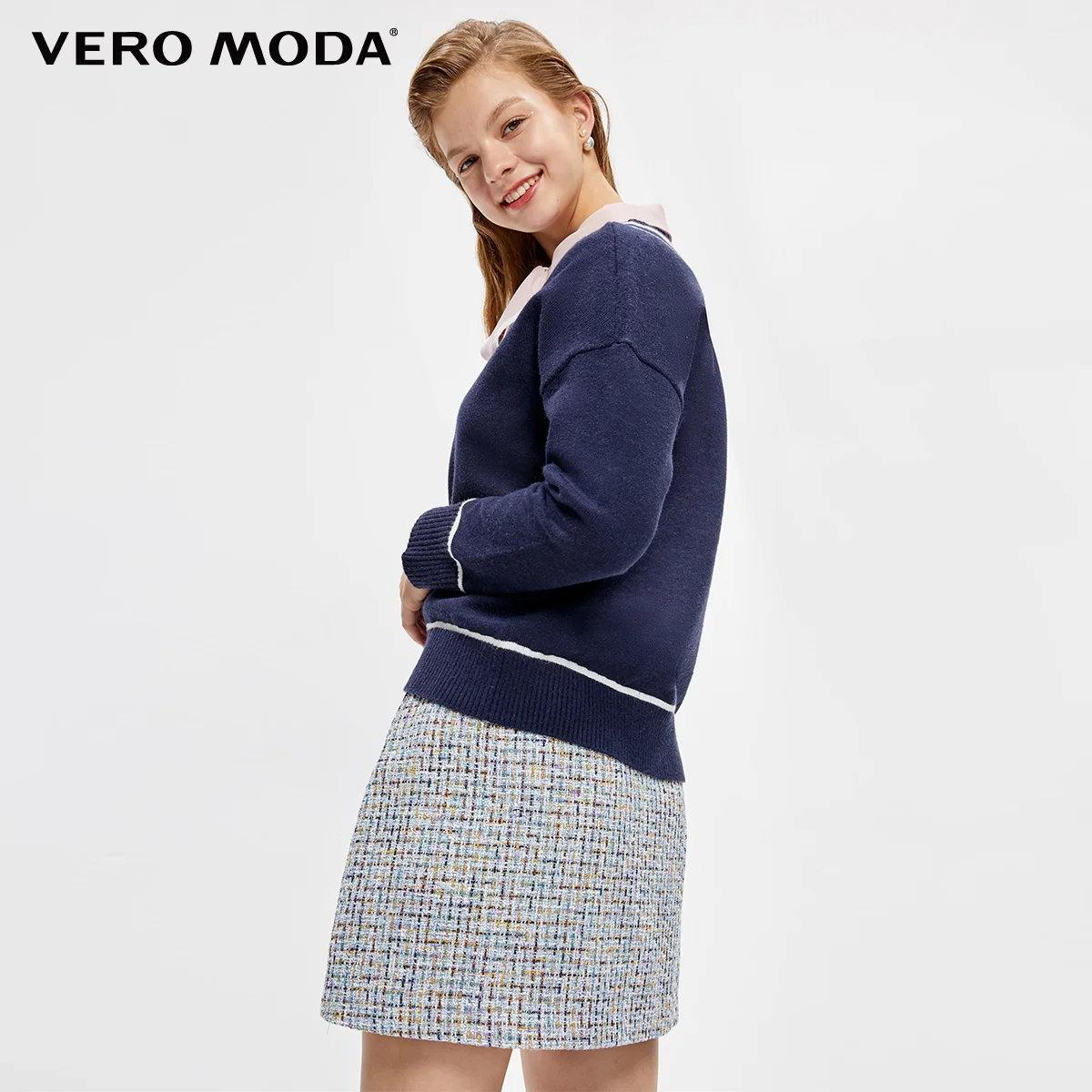 Vero Moda зимний свитер с v-образным вырезом и вышивкой | 319324557