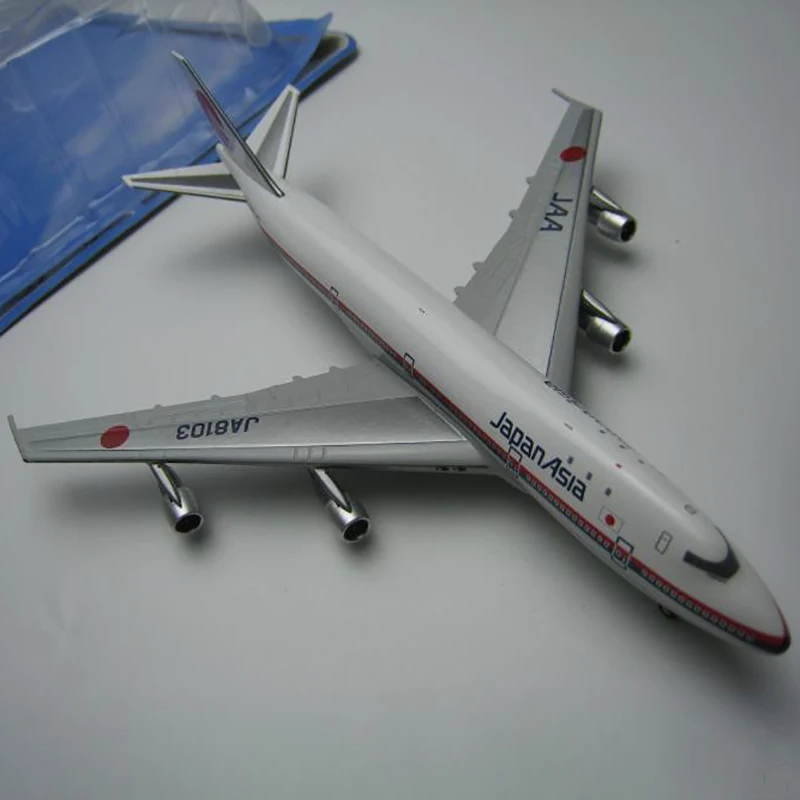 Details about   1:400 Japan Asia JAA BOEING 747-100 Passenger Aircraft Diecast Airplane Model 