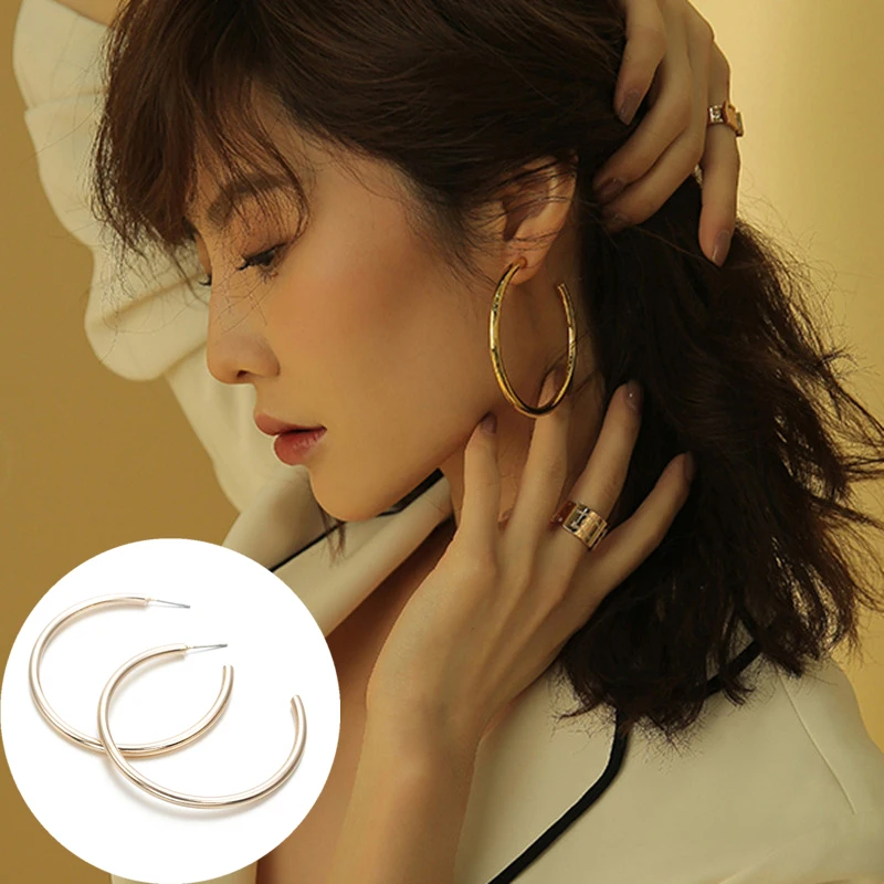 

Unusual Large Earrings Big Round Earring Fashion Earring Women Celebration Jewelry Popular Exaggeration Gold Color