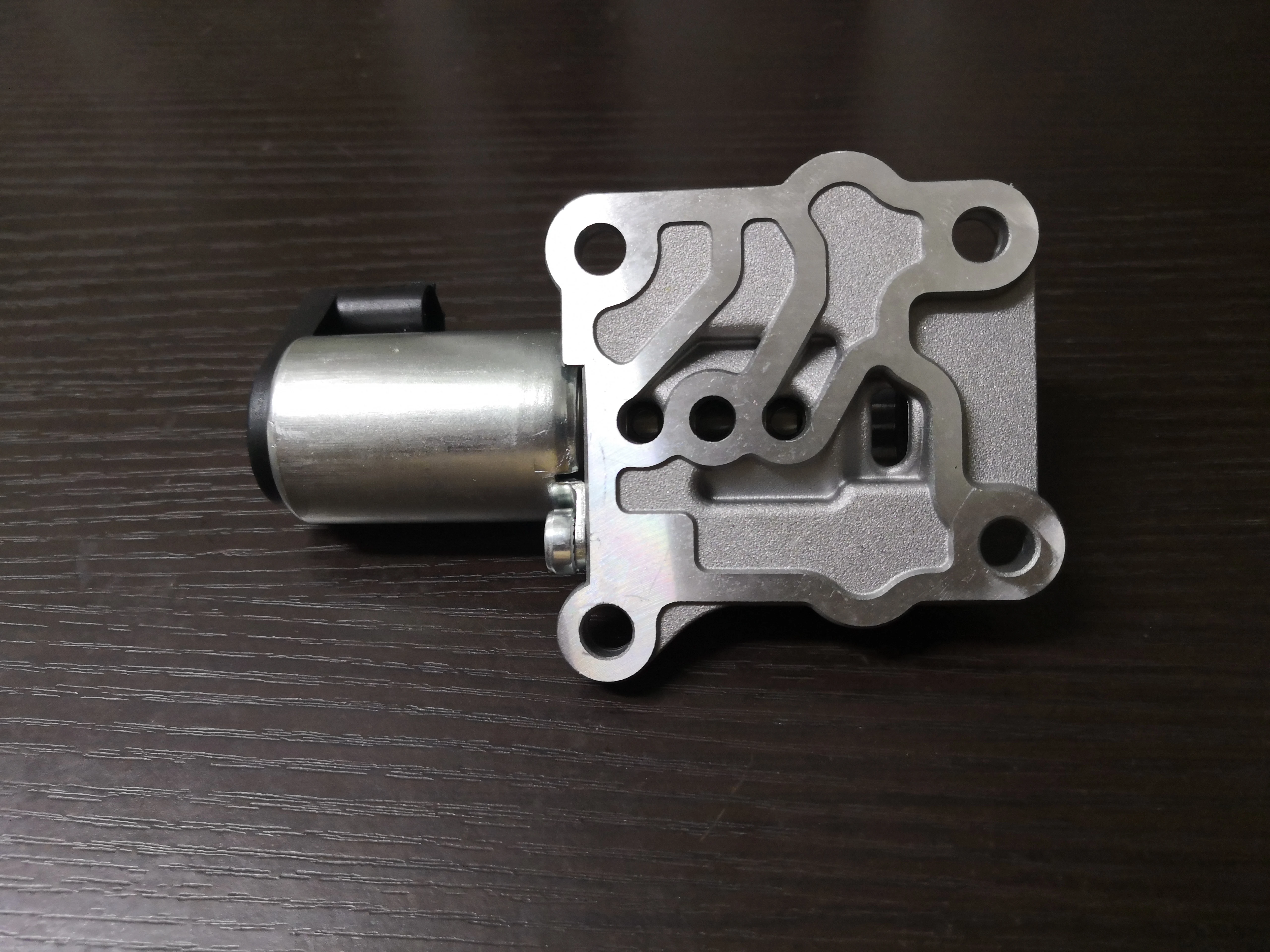 36002145 31355828 36002685 8670421 IERNA VVT OCV регулируемый клапан синхронизации соленоида для Volvo