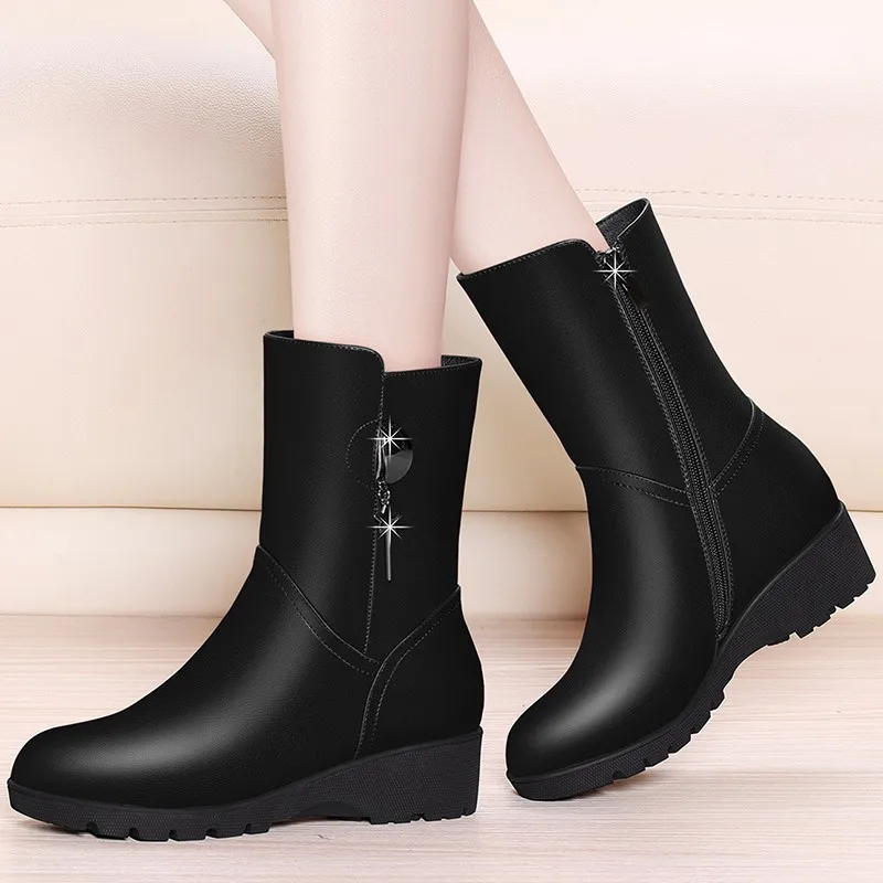 

2018 New Wedges Heel Mid Calf Boots Genuine Leather Boots Women Round Toe Snow Boots Designer Black Red Shoes YG-B0052