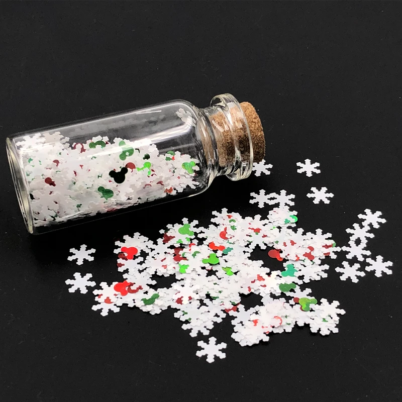 

5g 4*6mm Christmas Nail DIY Snowflakes Sequins Decorations Winter Snow Nail Iridescent Flakes Manicure nail art decorations