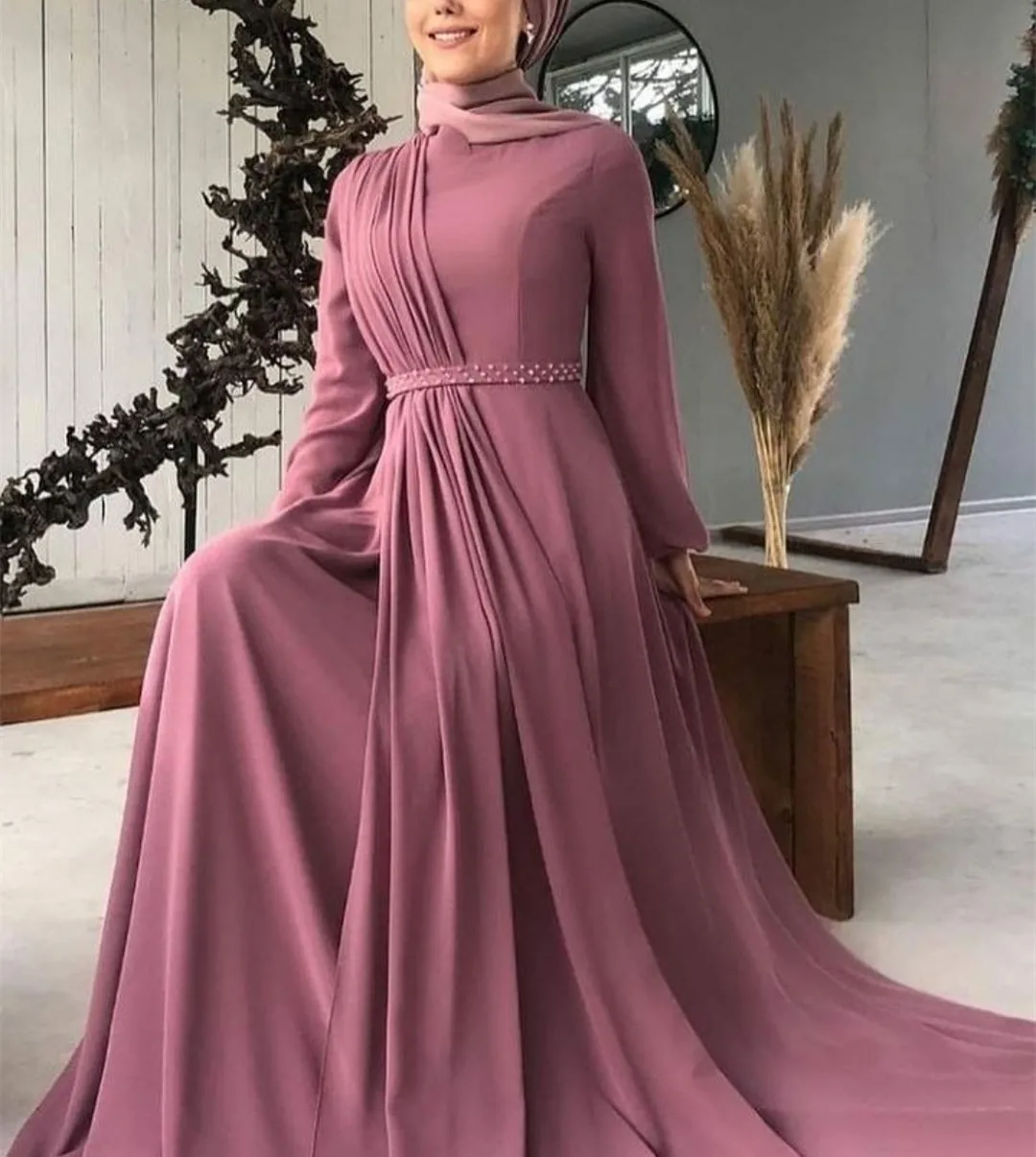 

Vintage Long Sleeve Chiffon Black Muslim Evening Dresses A-Line Pleated Floor Length Abendkleid Formal Party Gown for Women