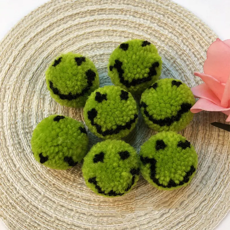20 шт./пакет улыбающееся лицо мини Pom помпоны Домашние DIY декоративные принадлежности Экспрессия шары помпоны ручной работы художественные материалы 3 см - Цвет: Green