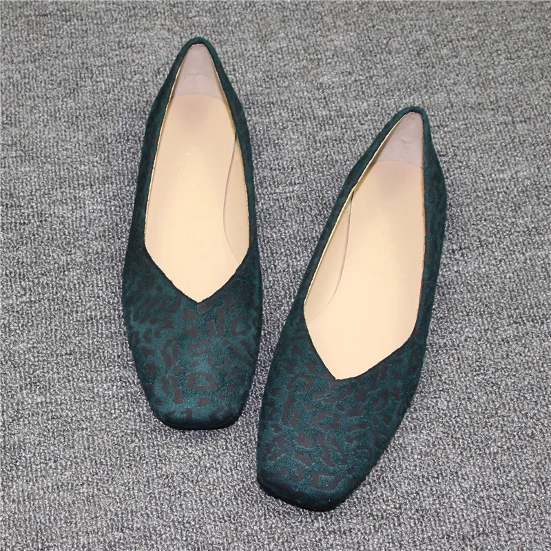 Women Flats Leopard Pattern Square Toe Shallow Flock Ballet Moccasins Comfy Slip On