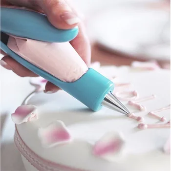 

Simple Fashion Cake Dessert Cream Decorator Writing Pen Decorating Bag Decorating Converter Extruder Set 1pcs
