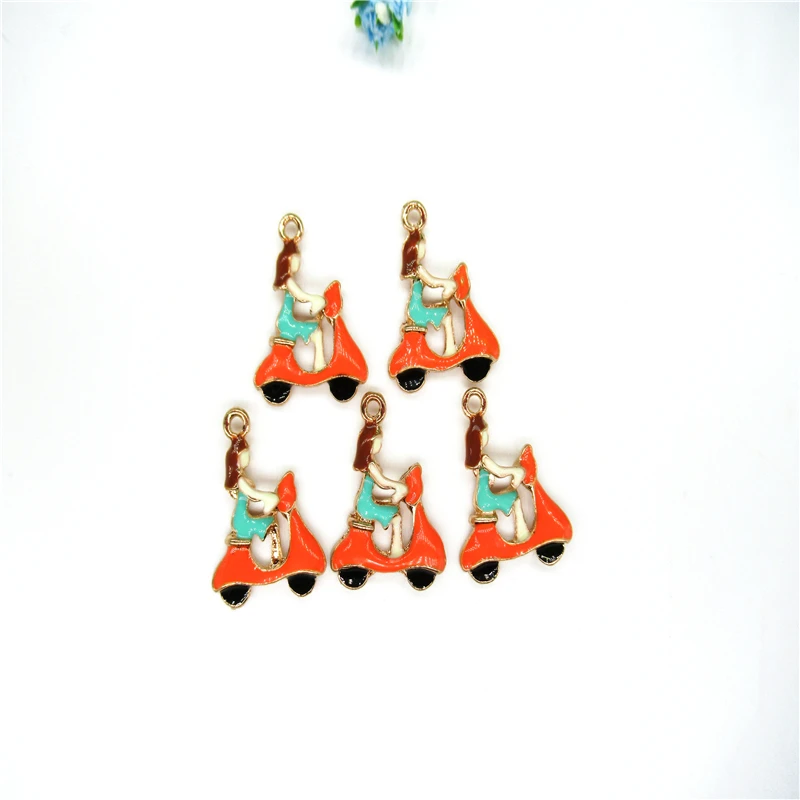 10 шт. Милая велосипедная девушка Изысканная чарующая подвеска покрытая эмалью для изготовления ювелирных изделий Аксессуары DIY Серьги Браслет Брелок