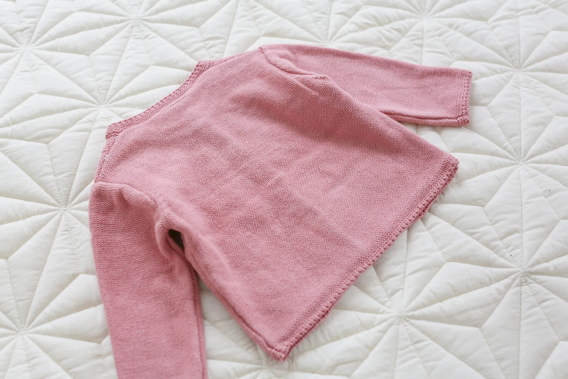 Baby Girl Sweaters Floral Knitted Coat Toddler Cardigan Kids Sweater Cardigans Princess White Pink Clothes Jacket for Girl Girls