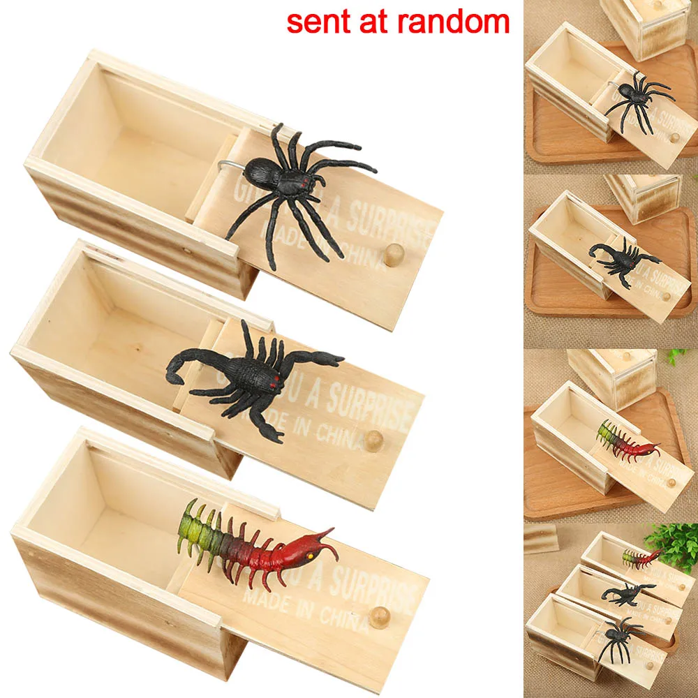 

Tricky Toy Prank bauble April Fool's Day Spoof Funny Scare Small Wooden Box Spider Insect Scorpion Scary Girls baby Joke toys