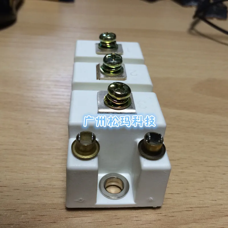 BSM50GB120DN2 50A оригинальные новые IGBT Модули 1200 в Аутентичные- SMKJ