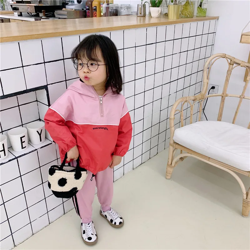Unibaby2109; сезон весна-лето; Товары для детей; Южная Корея; детская одежда для мальчиков и девочек; контрастный пуловер с надписью; плащ; Jac