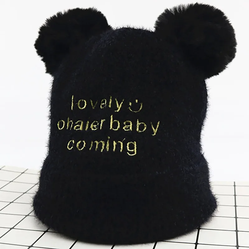Лидер продаж, детские штаны для мальчиков и девочек буквы Baby печати Шапки, зимние носки для новорожденных милые теплые вязаные шерстяные Хемминг шапки с мячом - Цвет: Черный