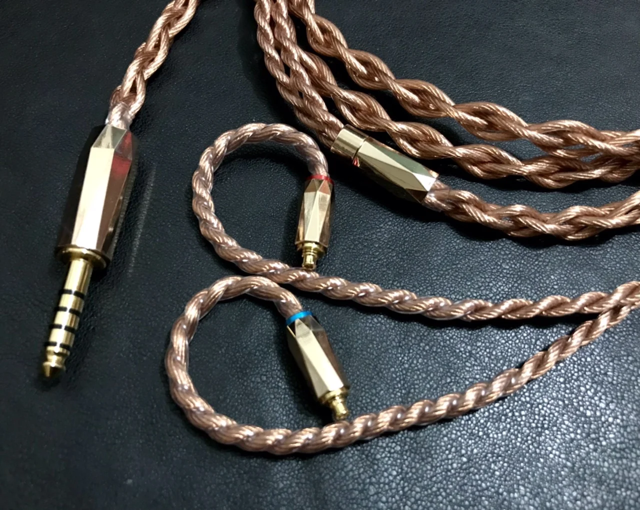 

Кабель для обновления гарнитуры Bandung 6N, монокристаллическая медь, Litz type 6 20awg se846 w60 ie300 A4000
