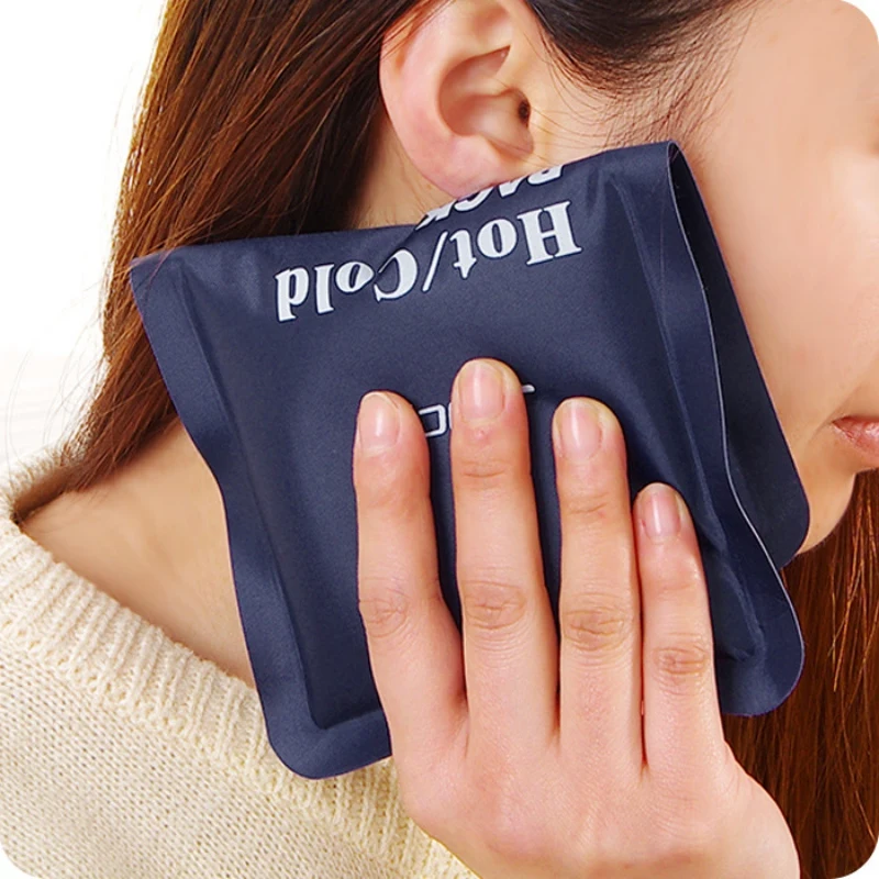 

Multi-purpose Cold and Hot Compress Therapy Ice Pack Reusable Medical Cooling Refrigerated Ice Gel Relieve Pain First Aid Bag