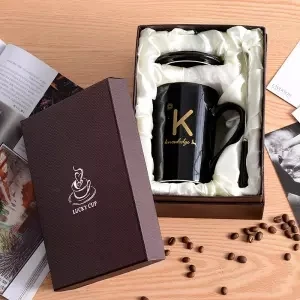 Керамическая чашка, кружка с крышкой, ложка, для мужчин и женщин, студентов, Корейская версия, чашка для молока, чашка для питья, домашняя чайная чашка, кофейная чашка - Color: 380ML gift box