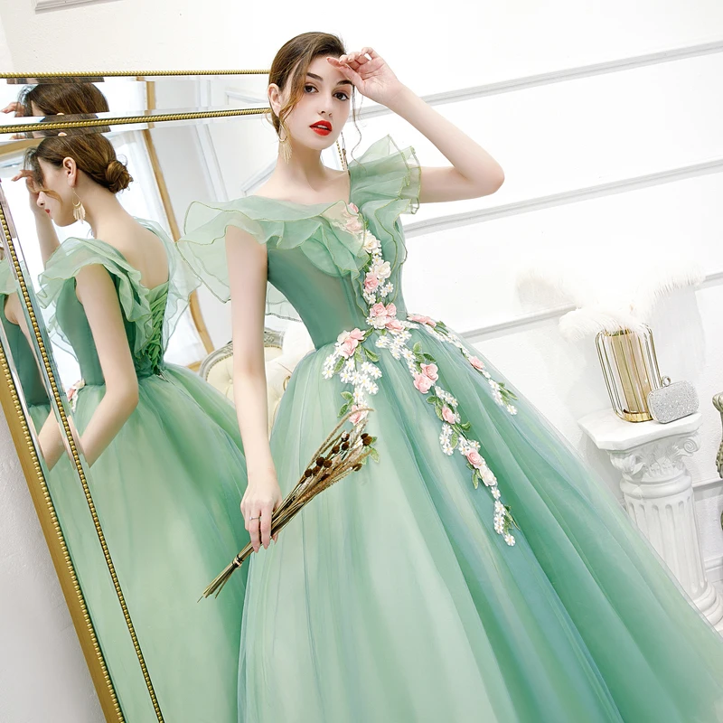 Quinceanera Dress New Elegant V-neck Party Prom Ball Gown Sweet Flower Vintage Quinceanera Dresses Plus Size Customized