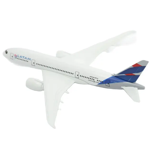 Emirates Airlines A380 Aircraft Model 15cm Alloy Aviation Collectible Diecast Miniature Ornament Souvenir Toys LATAM Air B787