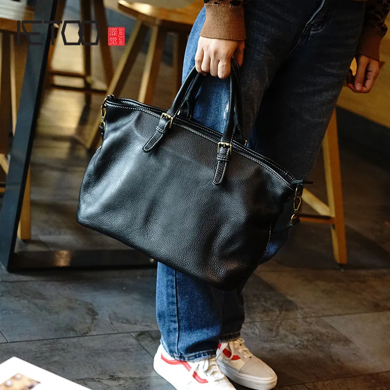 

AETOO Retro head soft cowhide handbag, simple practical shopping bag, large-capacity commuter shoulder woman bag