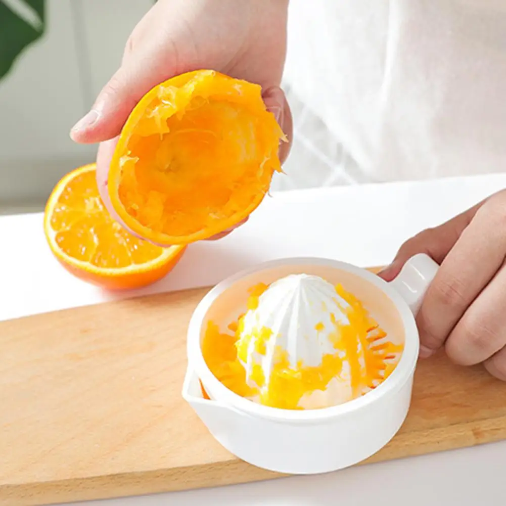 

Mini Portable Manual Fruit Squeezer Lemon Juicier Household Kitchen Gadget Tool