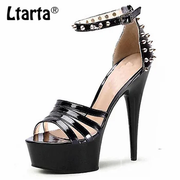 

LTARTA 15cm Heels Solid Color Classic Fish Mouth Round Head Buckle Rivet Chain Strap Waterproof Platform Sandal LYP