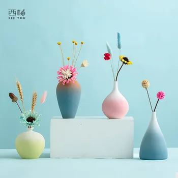 

Art Simple Vase Ceramic Creative Nordic Modern Vase Desktop Decoration Living Room Small Crafts Decoracion Hogar Decor DA60HP