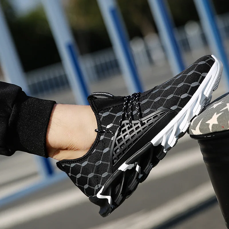 Осенние мужские повседневные кроссовки Удобная мужская обувь спортивная обувь для бега уличные Мужские дышащие кроссовки большой размер 47 - Цвет: Black
