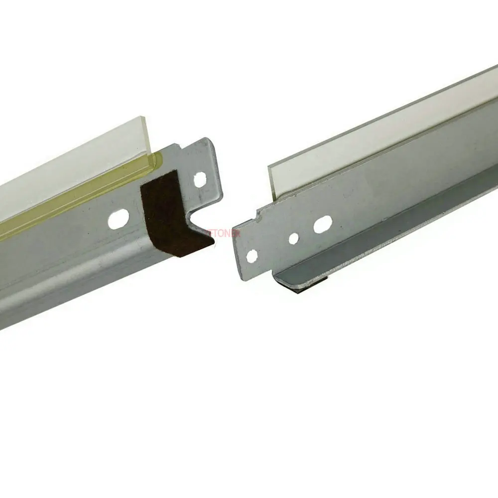 454e  Transfer Belt Cleaning Blade2