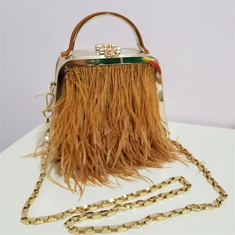 

Women Totes Fur Shoulder Bags 2019 New Women Ostrich Hair Winter Bags Handmade Message Bags Black Pink Chain Evening Party Bags