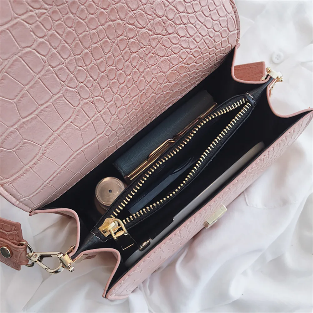 LJF90524139_0207515552166334625