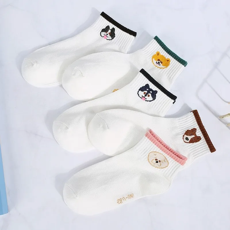 Женские Носки с рисунком собаки из мультфильма; забавные короткие носки из хлопка с животными; милые корейские удобные уличные модные повседневные носки; Skarpetki