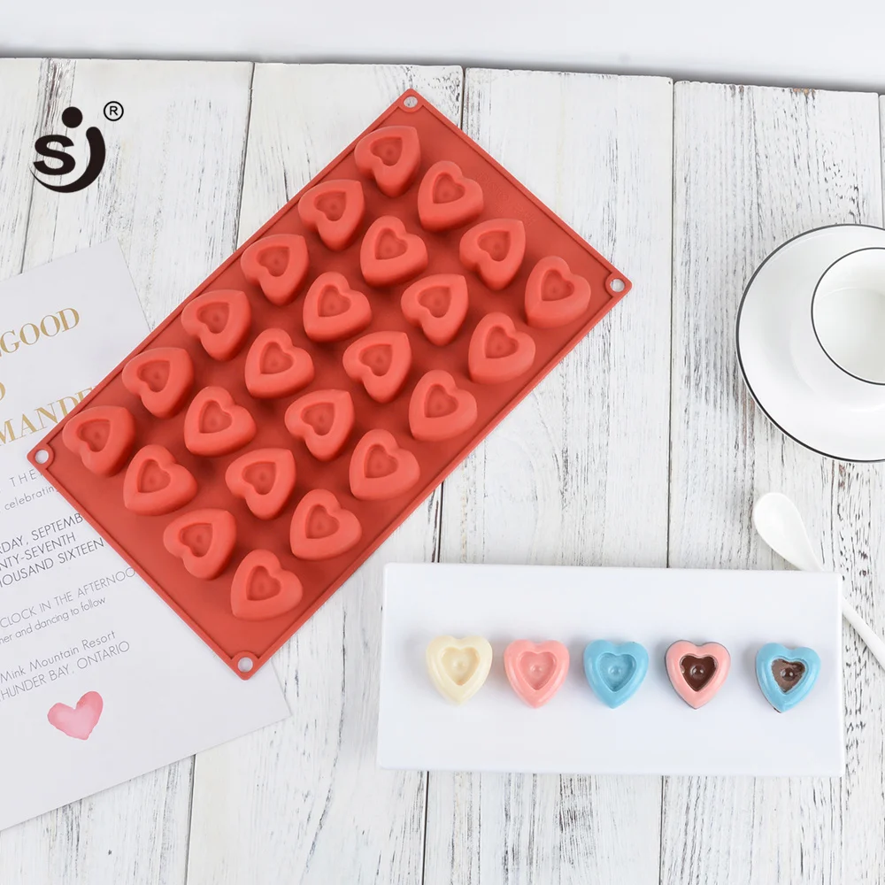 

Love Heart shape 24 Cavity Chocolate Mold Silicone Candy Mold For Baking Cake Decorating CIQ Eco-Friendly