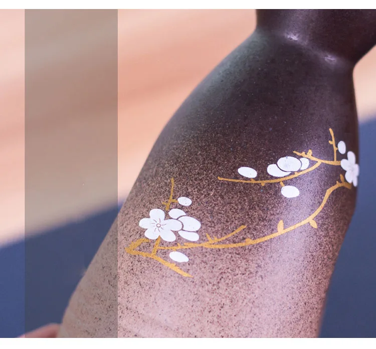 Title 11, Vintage seramik sake potası ve kase seti, Japon...