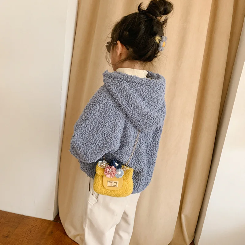 

Children's Bags 2019 Autumn And Winter New Style Lamb Plush Mini Square Sling Bag Girls Pearl Shoulder Bag Chain Accessories Bag