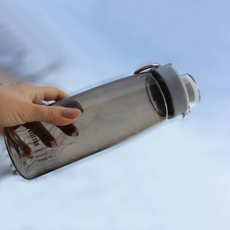 Бутылка для воды в бутылках joy 0.7L Тритан с крышкой одна ручная прямая Питьевая