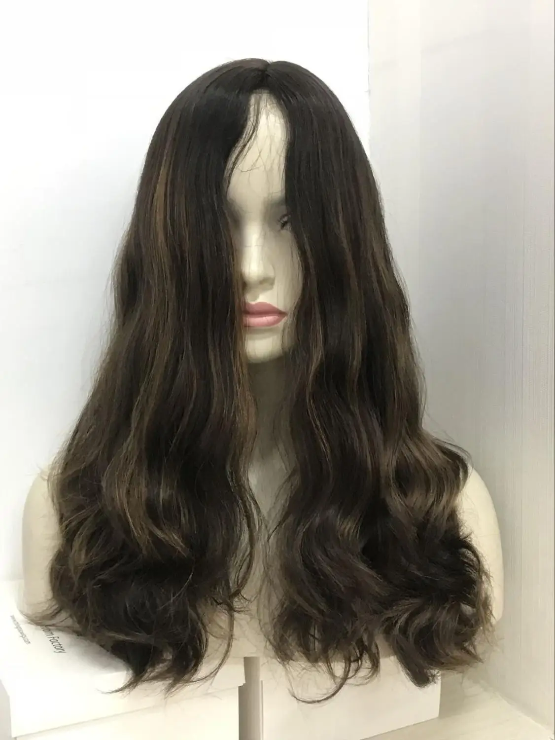 Tsingtaowigs изготовленные на заказ европейские натуральные волосы необработанные волосы 22 дюйма волнистые еврейский парик Лучшие парики