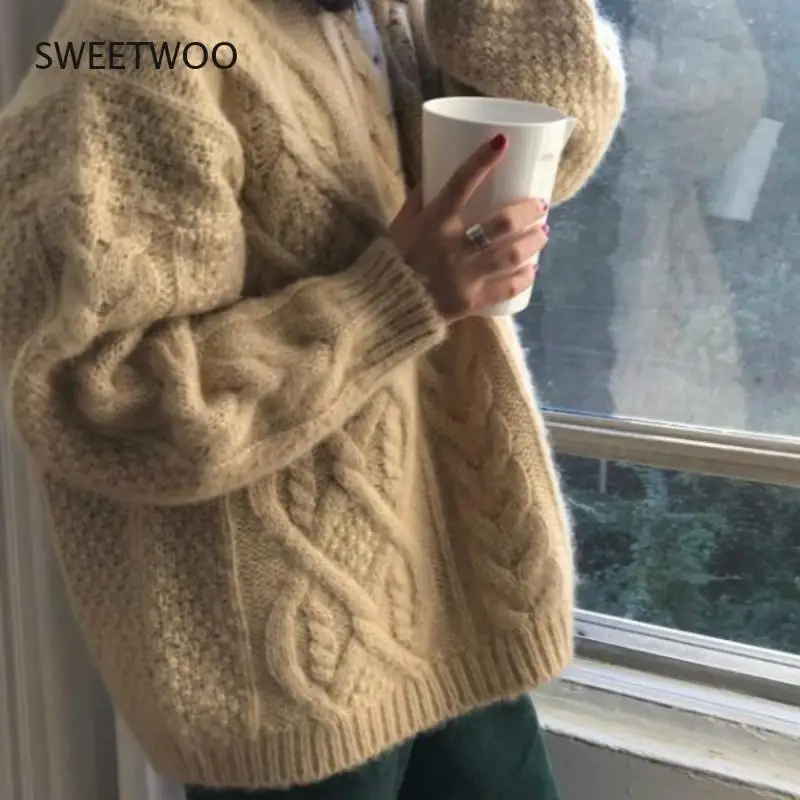 

Women's Fall/winter Pullover Mohair Long Sleeve Twisted Round Neck Loose Oversized Knit Pullover Casual Sweater