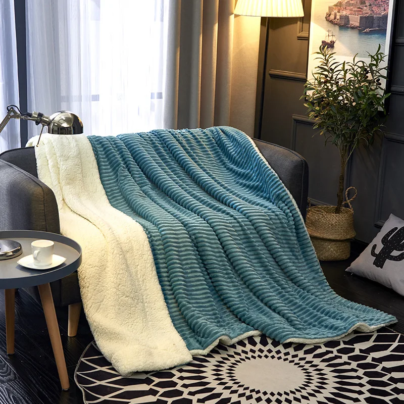 Striped Magic Velvet Lamb Double-sided Blanket Office Home Autumn and Winter Quilt | Дом и сад