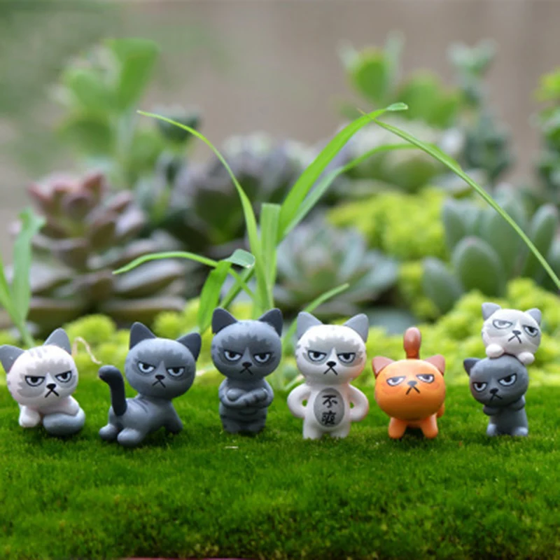 

Mini Angry Cat Unhappy Kitty Small Statue Mini Figurine Crafts Ornament Miniatures Play House Car Desk DIY Toy Decor