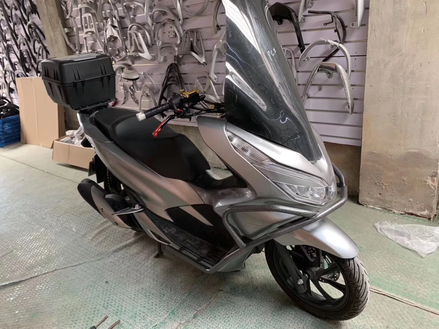 for honda pcx 150 125 pcx150 pcx125 2018 2019 highway crash bar frame guard front side bumper buffer protector scooter accessory falling protection aliexpress for honda pcx 150 125 pcx150 pcx125 2018 2019 highway crash bar frame guard front side bumper buffer protector scooter accessory falling protection aliexpress