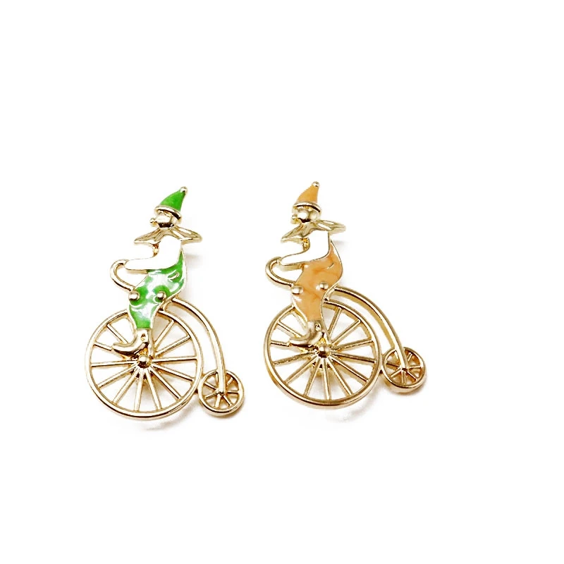 

Free Shipping Cute Enamel Alloy Brooch